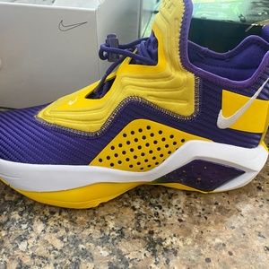 New Custom Nike Basketball Shoes 8M/9.5W